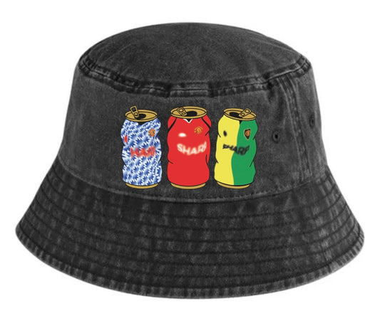 Man Utd Retro Bucket With Embroidered Beer Tins
